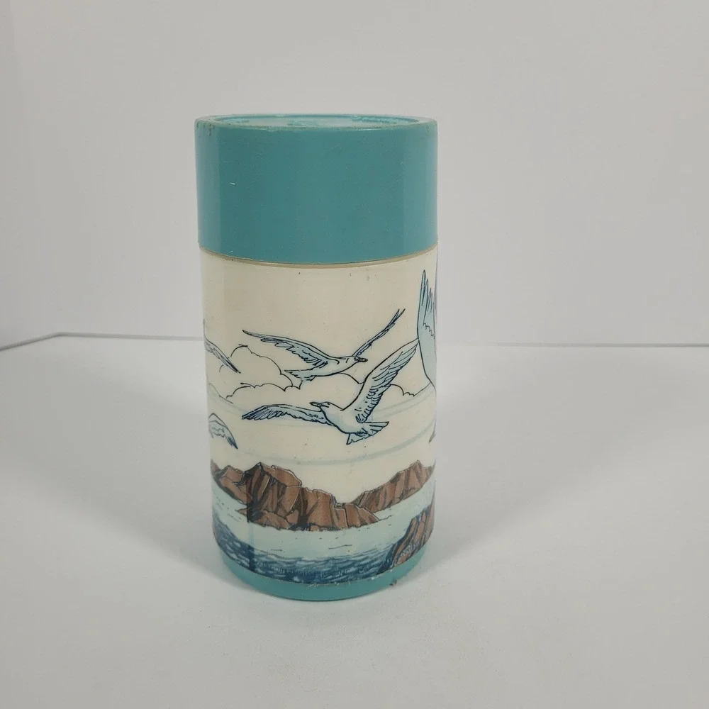 Vintage 1973 Jonathan Livingston Seagull Metal Lunch Box with Thermos Aladdin